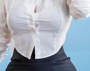 微密圈 – 圣诞来的时候，120斤的小王同学的美图都被堆成圣诞树了吗？