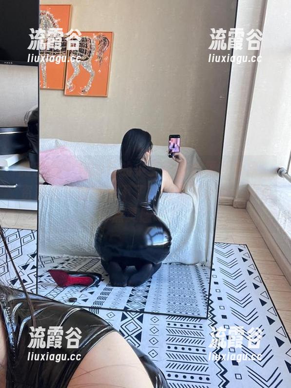 微密圈 - 120斤的小王同学的福利合集，资源再多也掩盖不了我的无聊状态…补充点灵感吧？