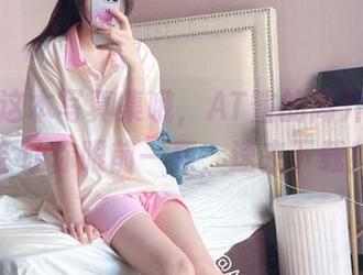 别小看这本写真集哦，AT鲨的高开叉竞泳会让你眼前一亮，速来下载！