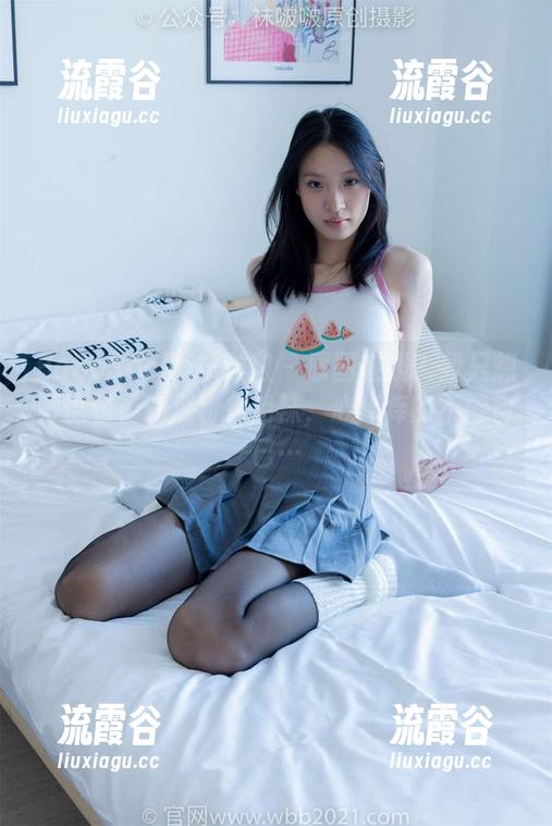 BoBoSocks袜啵啵 - 原图在线？我只想讨论稚予的淡粉色船袜，心痒痒的不能自已…