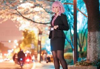 Cien恩恩的校服，免费图包还有啥不买的理由啊？