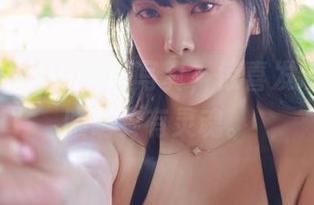 Dami(퀸다미)制服写真，惊喜发现原来衣服确实有灵魂。