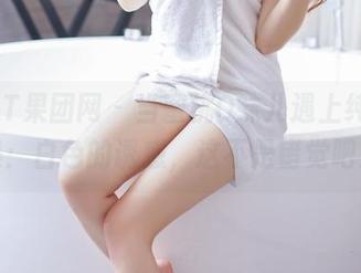 GIRLT果团网 – 当蜜桃Q妹儿遇上纯白合集：白色的诱惑，这不是错觉吧！