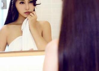 IMiss爱蜜社 – 不得不说，小丽莎萌萌哒的浴室全套原图，惹人想象不已