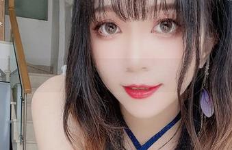 Leah梓未的女仆：福利范儿满分，每一寸都值得细细品味。