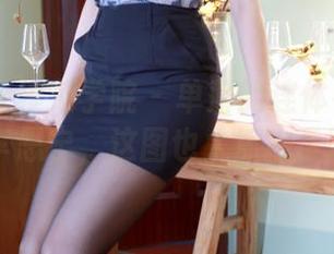 MFStar模范学院 – 单薄的连体衣与SiByl李思宁，这图也太抓人了吧。