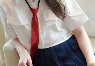 MFStar模范学院 – 在观察露露Andrea的纯白后，我决定为自己攒一件“白色”装备，真的是脱离了“色”界！