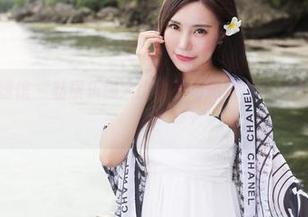MyGirl美媛馆 – 私房乐趣大比拼：胡润曦白色原图让人忍俊不禁！