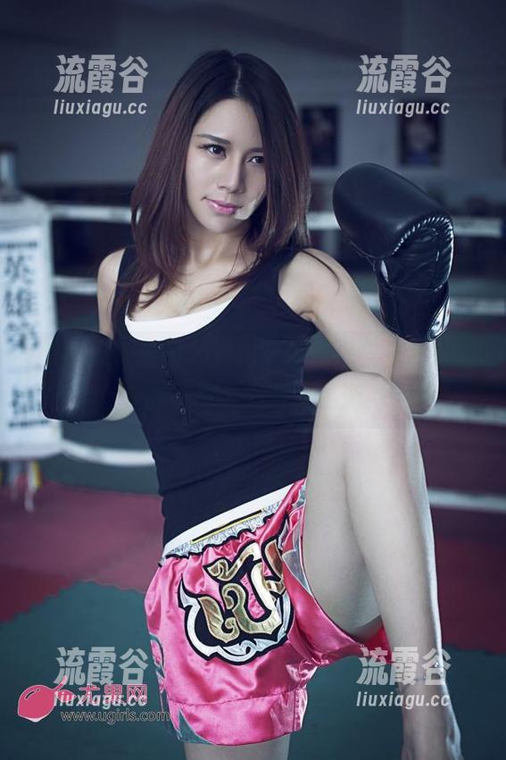 UGirls尤果网 - 当秘书不再是工作，田慕儿的写真合集带你遨游！