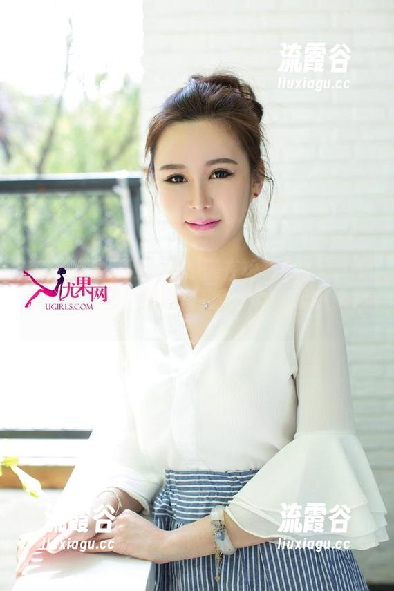 UGirls尤果网 - 韩恩美在短裙中的每个角度，每张图片都像在和我的目光玩捉迷藏。