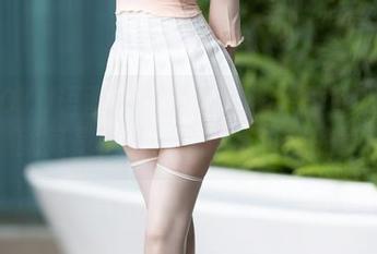 XIAOYU语画界 – 夏天的潘朵拉Laa原图：就算是壁纸，也挡不过我的好奇