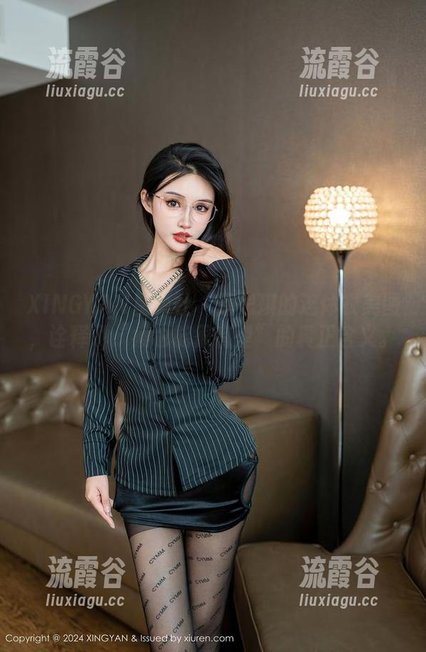XINGYAN星颜社 - 唐思琪的连体衣美图,诠释了“瘦也能很有型”的真正含义。 XINGYAN星颜社 - 唐思琪的连体衣美图,诠释了“瘦也能很有型”的真正含义。