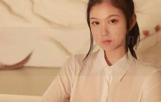 Xiuren秀人网 – HeyuZhang厨娘高清作品集：这次的食材是——她本人！