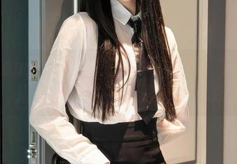 Xiuren秀人网 – 免费写真之旅：Yuki鱼儿在水手服中遇见海的传说