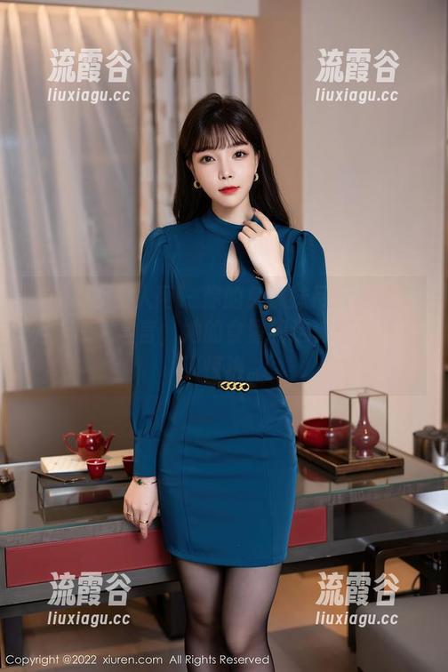 Xiuren秀人网 - 你的兔妹妹吊带图包系列,恕我直言,她的食量和这剪裁一样让人惊艳。 Xiuren秀人网 - 你的兔妹妹吊带图包系列,恕我直言,她的食量和这剪裁一样让人惊艳。