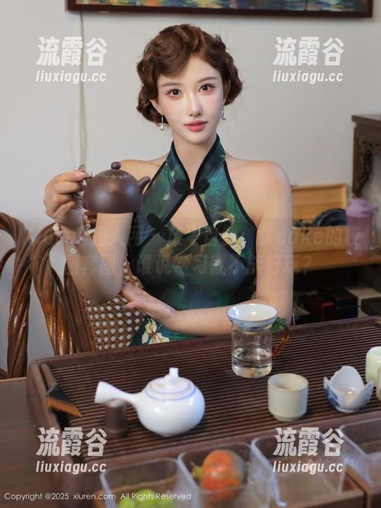 Xiuren秀人网 - 放飞自我：徐cake的校园套图，谁说学习就不能好玩？