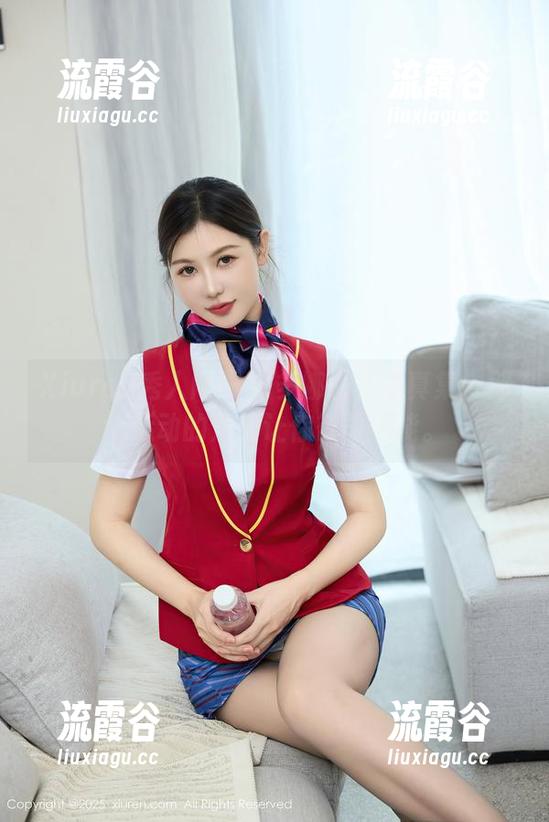 Xiuren秀人网 - 金多娜最新写真集：那个运动的角度让你欲罢不能。