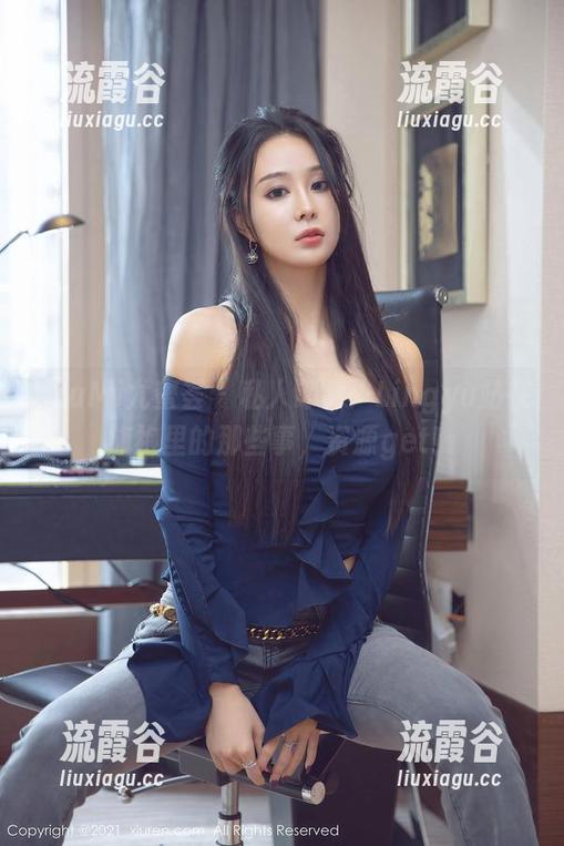 YouMi尤蜜荟 - 私人订制：Lingyu站在旗袍里的那些事，资源get！