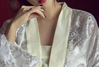 YouMi尤蜜荟 – 戴渃欣在线，这组美图让人想多看两眼，剧情都得靠边站。