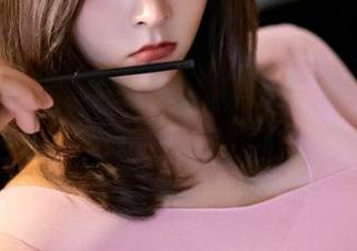 丽柜 – 小爽雨中漫步，高清图集，水珠后的微妙光影，能把牛仔裤压得像水墨画。