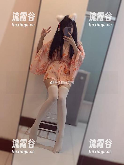 走廊边的那些事:佳佳酱ovo校园高清合集回顾 走廊边的那些事:佳佳酱ovo校园高清合集回顾