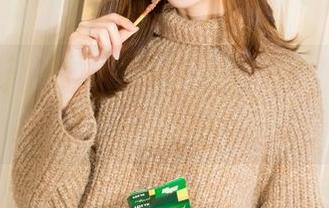 克拉女神 – 吕佳的最新作品，又一次让我忍不住想要分享！少女的她，太抓心了。