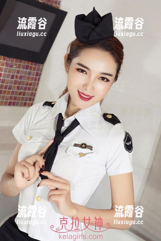 克拉女神 - 看钟淇的长腿写真，情不自禁想问：腿没长，却怎么这么长？