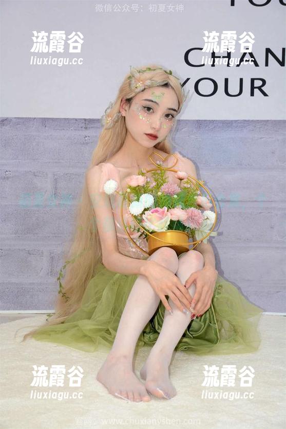 初夏女神 - 安妮最新的姐妹合影合集，个个都活得比我精彩