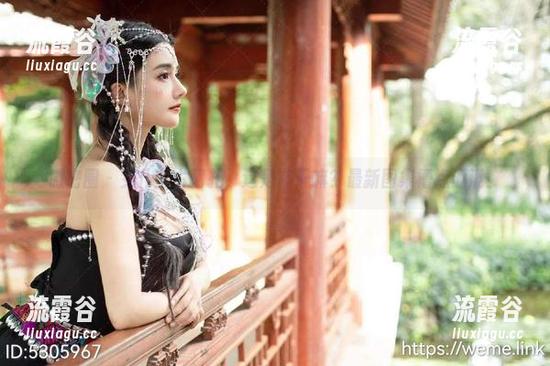 微密圈 - 女仆变古阿扎，这是在干嘛？最新图集槽点满满！