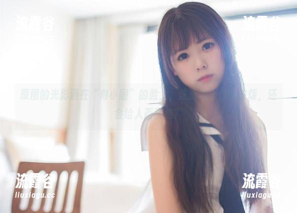 原图的光影洒在“向小圆”的脸上，这厨娘不仅会做饭，还会给人画面感？