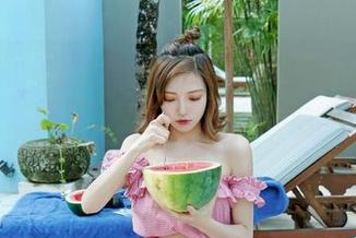 嗲囡囡 – 当睫毛与灰丝相遇，Jennanni_Jen最新写真集带着你去其他“丝”毫不同的地方！