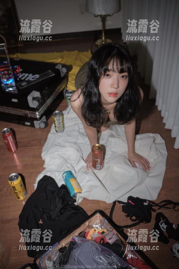 姜仁卿(강인경)最新合集——表演开场，可能会有点…诡异哦！