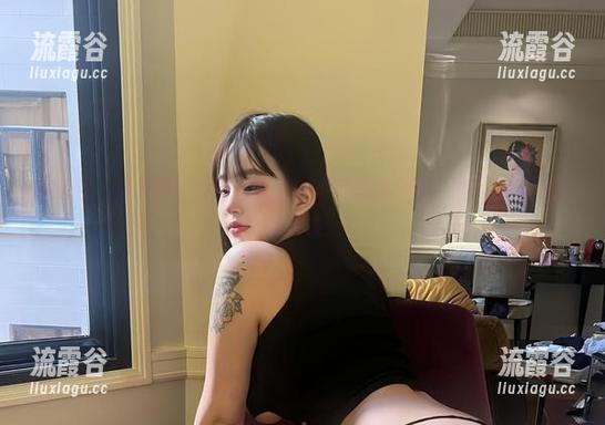 微密圈 - 小姐姐，小u优优子带来新图片分享，真有种莫名的窥探感。