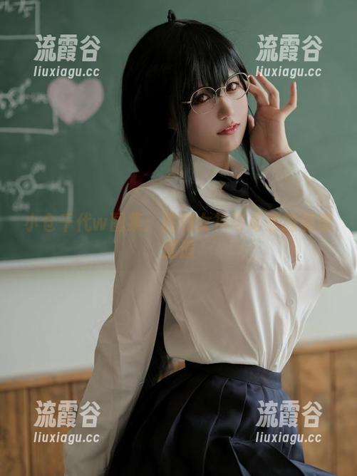 小仓千代w图集：胜利女神与毒蛇的随意邂逅