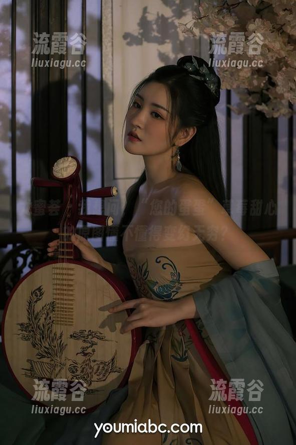 尤蜜荟 - 我想问，“您的蛋蛋”草莓甜心的原图懂不懂得变幻无穷？