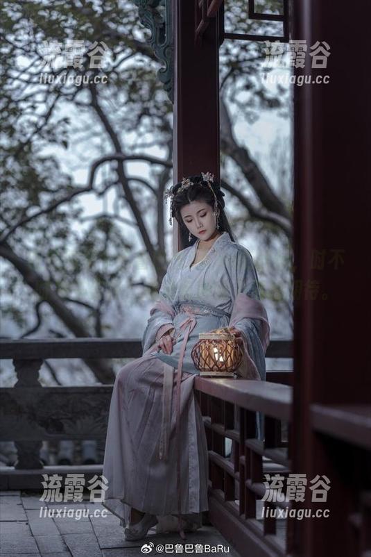 在线图集‖巴鲁巴鲁BaRu的丝袜,时不时晃来晃去,心里有种说不清的期待。 在线图集‖巴鲁巴鲁BaRu的丝袜,时不时晃来晃去,心里有种说不清的期待。