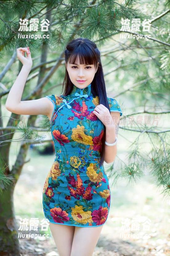 推女郎 - 一套也不简单!连欣的免费照片让人不断惊讶。 推女郎 - 一套也不简单!连欣的免费照片让人不断惊讶。