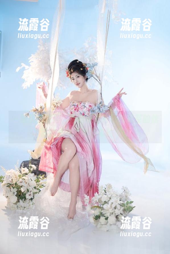 一组精选图片，星澜想来杯珍珠奶茶的丝袜时光与寸步不离的个性