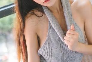 果团网 – 爱丽莎LISA的职业装福利写真，谁说白衬衫就不能撩？