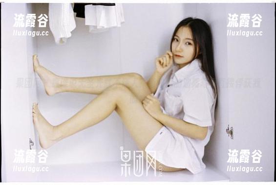 果团网 - 靠谁说无圣光就不迷人?莫雅淇的油亮写真直接俘获我的心 果团网 - 靠谁说无圣光就不迷人?莫雅淇的油亮写真直接俘获我的心