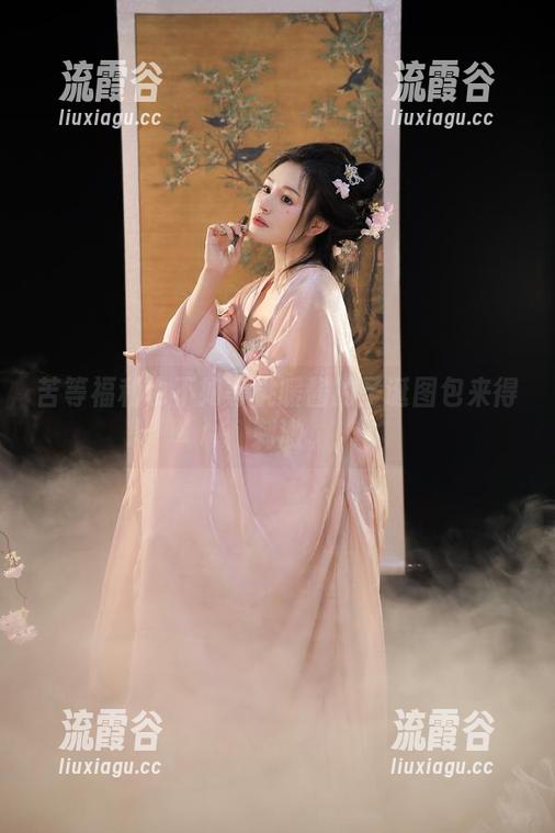 苦等福利也不如等桃暖酱的圣诞图包来得刺激
