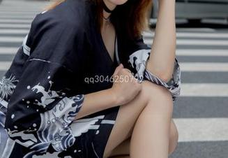 梦丝女神 – 试衣间私语：媛媛的全套图包，慵懒与精致的微妙交汇