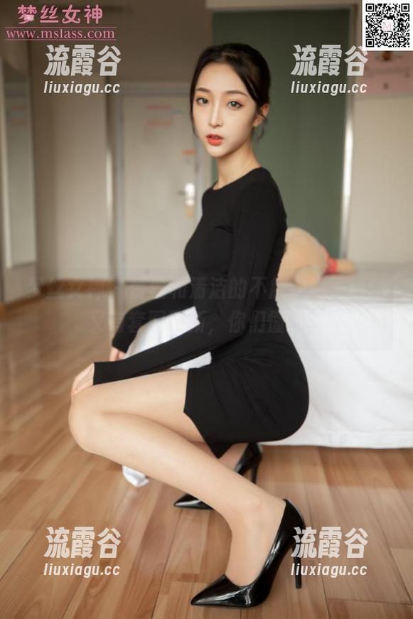 梦丝女神 - 蕾丝和清洁的不解之缘，晓晓又有套图更新，你们懂的。
