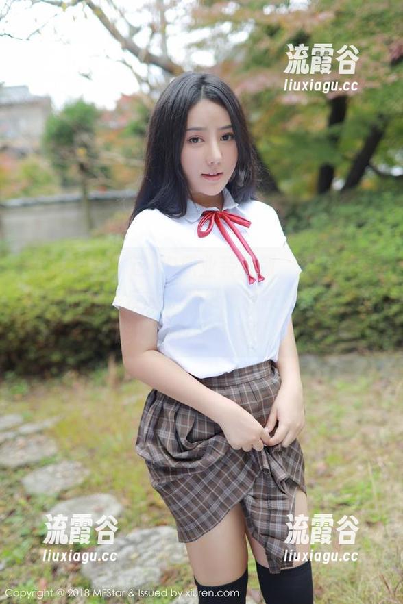 模范学院 - 这HD职业装系列，SiByl李思宁的作品反而让我更想躲在被窝里，谁能理解我的焦虑呀！