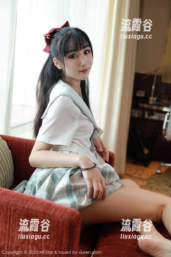 模范学院 - SiByl李思宁的粉色梦游记：合集里彩虹的配件那么醉，路过千万别眨眼！