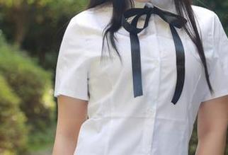 模范学院 – lingyu69说：夏天的每一帧都在等你观看！