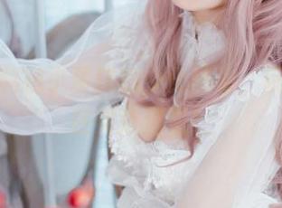 海克斯科技小蛋糕的少女图集，玩得就像在实验室里！