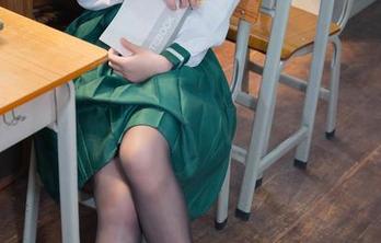 原图特供！清水由乃的水手服私拍，谁说这是个成年人的游戏？