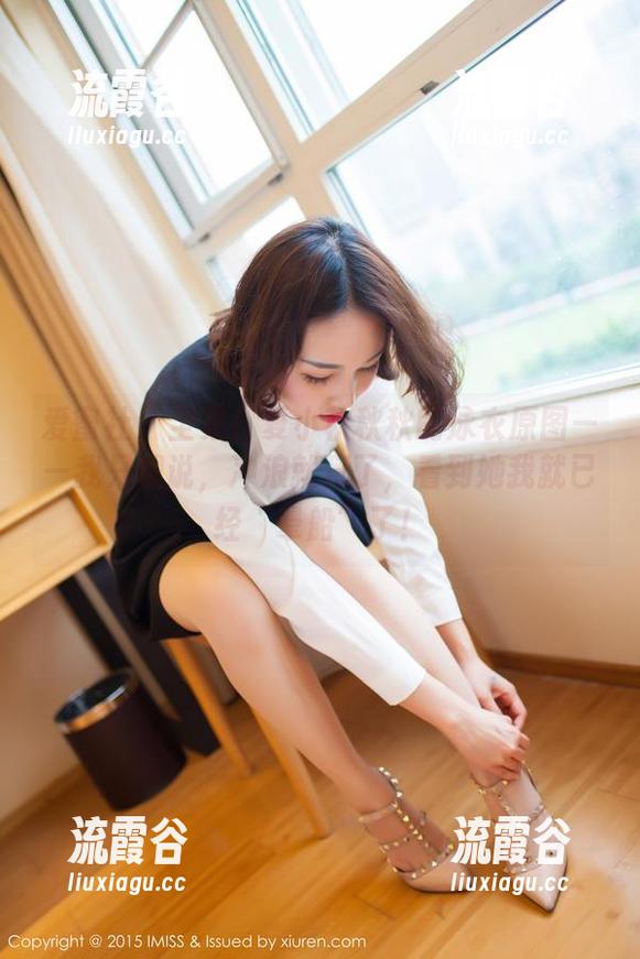 爱蜜社 - 全集！夏小秋秋秋的泳衣原图——我只想说，冲浪就算了，看到她我就已经“晕船”了！
