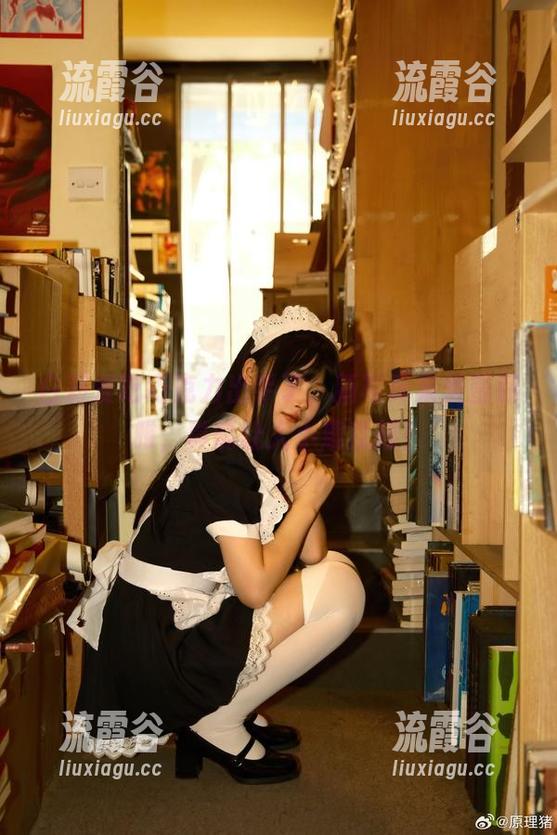 白莉爱吃巧克力出手了，新写真集爱蜜莉雅，真能让人小鹿乱撞！